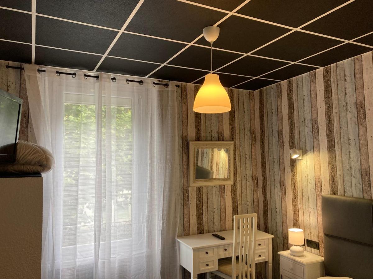 Hotel Le Faisan Montluçon Dış mekan fotoğraf