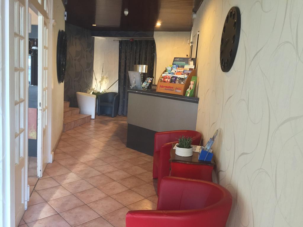Hotel Le Faisan Montluçon Oda fotoğraf