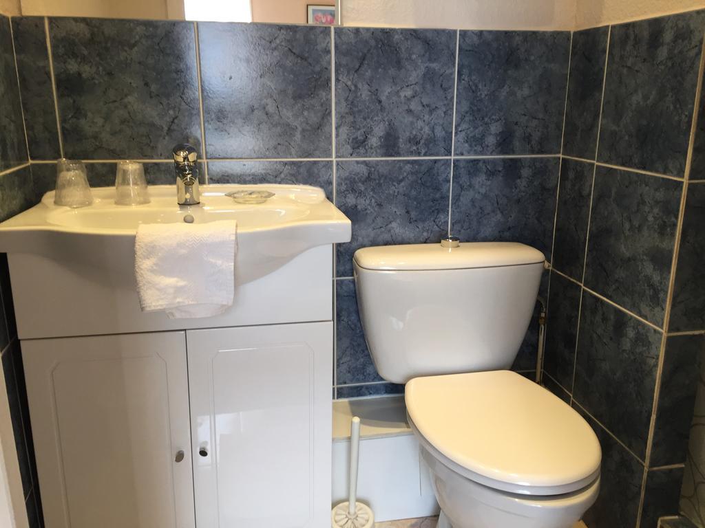 Hotel Le Faisan Montluçon Dış mekan fotoğraf