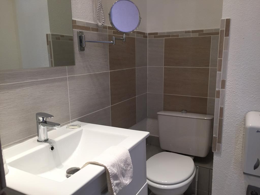 Hotel Le Faisan Montluçon Dış mekan fotoğraf