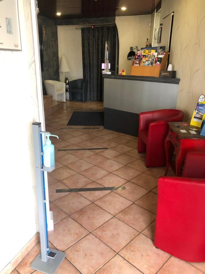 Hotel Le Faisan Montluçon Dış mekan fotoğraf