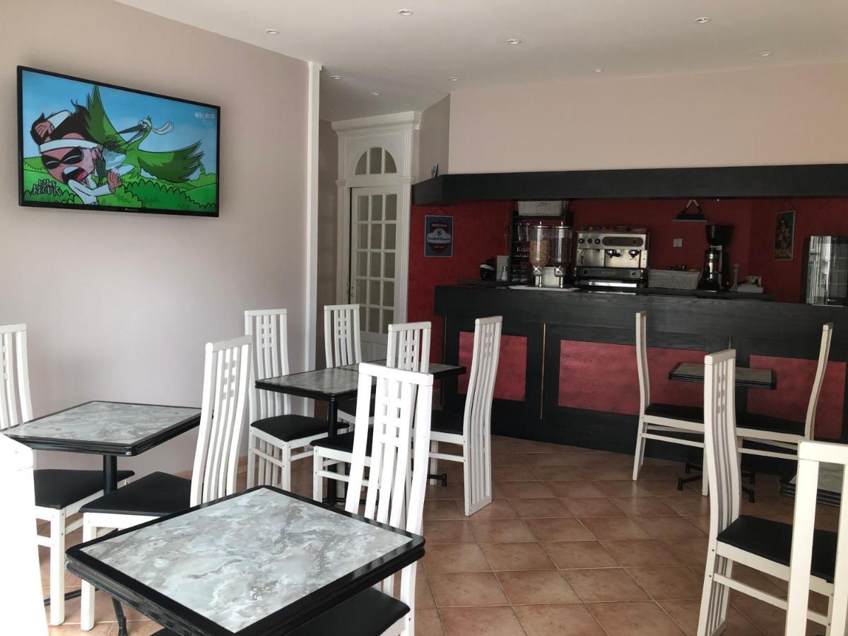 Hotel Le Faisan Montluçon Dış mekan fotoğraf