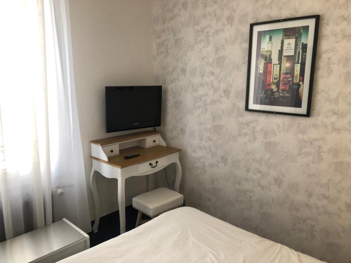 Hotel Le Faisan Montluçon Dış mekan fotoğraf